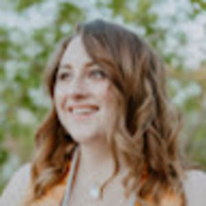 Meet your Posher, Moira